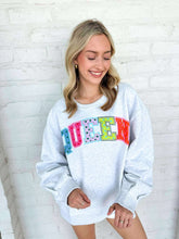 Load image into Gallery viewer, Queen Of Sparkles Grey Polka Dot Queen Sweatshirt