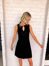 Load image into Gallery viewer, New York Status Black Dress