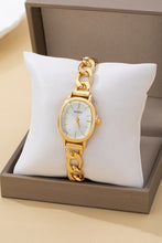 Load image into Gallery viewer, Oval Face Link Chain Bracelet Watch