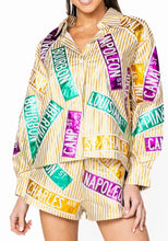 Load image into Gallery viewer, Queen Of Sparkles Metallic Gold Stripe Nola Street Tile Top