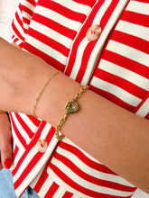 Load image into Gallery viewer, Bold Heart Rhinestone Bracelet