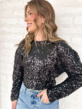 Load image into Gallery viewer, New Year Welcomes Black Top