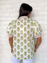 Load image into Gallery viewer, Season In Bloom Cream Top