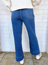 Load image into Gallery viewer, Happy Days High Rise Front Pocket Denim Jean