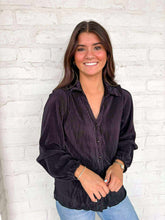 Load image into Gallery viewer, Hello There Black Top