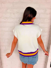 Load image into Gallery viewer, Jordan Amanda Tiger Collar White Top