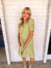 Load image into Gallery viewer, In The Middle Green Printed Dress