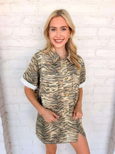 Load image into Gallery viewer, Outthink The Others Tiger Print Top