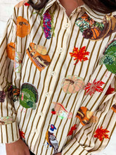 Load image into Gallery viewer, Queen Of Sparkles Beige Striped Thanksgiving Icon Button Up