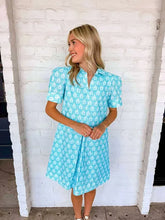 Load image into Gallery viewer, In The Middle Blue Printed Dress