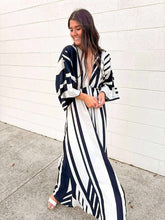 Load image into Gallery viewer, Here And Now Black Maxi Dress