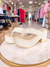 Load image into Gallery viewer, The Bonnie Natural Platform Sandal