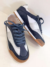 Load image into Gallery viewer, The Tera Navy Multi Sneaker