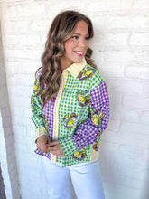 Load image into Gallery viewer, Queen Of Sparkles Gingham King Came Button Up