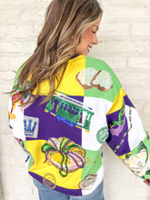 Load image into Gallery viewer, Queen Of Sparkles Mardi Gras Checkered Icon Sweatshirt
