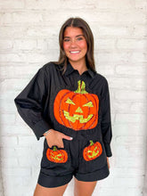 Load image into Gallery viewer, Queen Of Sparkles Black &amp; Orange Pumpkin Cotton Short