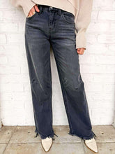 Load image into Gallery viewer, Tell Me Different Black Mid Rise Distressed Hem Jean