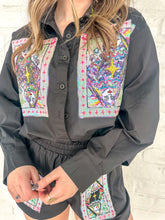 Load image into Gallery viewer, Queen Of Sparkles Black Queen Card &amp; Sparkle Collar Button Up Cotton Top