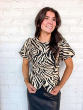 Load image into Gallery viewer, Metallic Tiger Jacquard Black Top