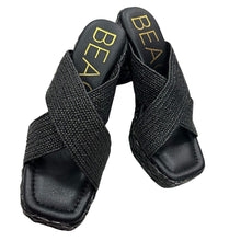 Load image into Gallery viewer, Caravan Black Heel