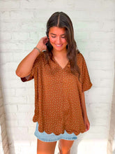 Load image into Gallery viewer, Ivy Lane Brown Polka Dot Top