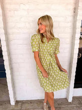 Load image into Gallery viewer, In The Middle Green Printed Dress