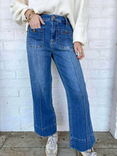 Load image into Gallery viewer, Happy Days High Rise Front Pocket Denim Jean