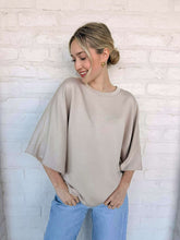 Load image into Gallery viewer, Any Chances Oatmeal Top