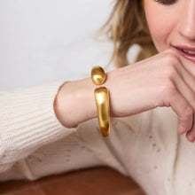 Load image into Gallery viewer, Julie Vos solara demi cuff, Gold bracelet, old cuff, gold bracelet on womens arm