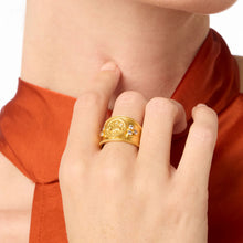 Load image into Gallery viewer, Julie Vos Coin Crest Gold Ring