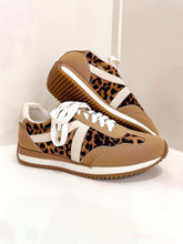 Load image into Gallery viewer, Mia Leopard Sneaker