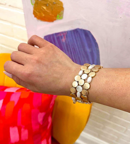 Gold Textured Disc With Pearl Bracelets