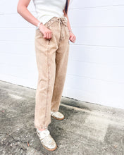 Load image into Gallery viewer, Break The News Camel Barrel Jeans