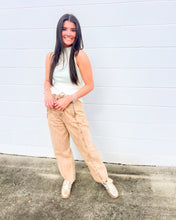 Load image into Gallery viewer, Break The News Camel Barrel Jeans