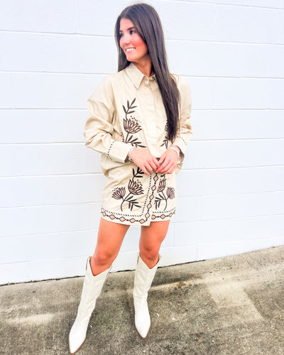 Sail Away Taupe Embroidered Set