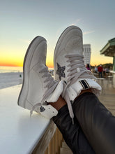 Load image into Gallery viewer, Rue Sneaker